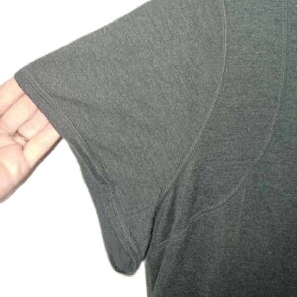 Calvin Klein Performance T-Shirt Size 2X NWT - Picture 3 of 16